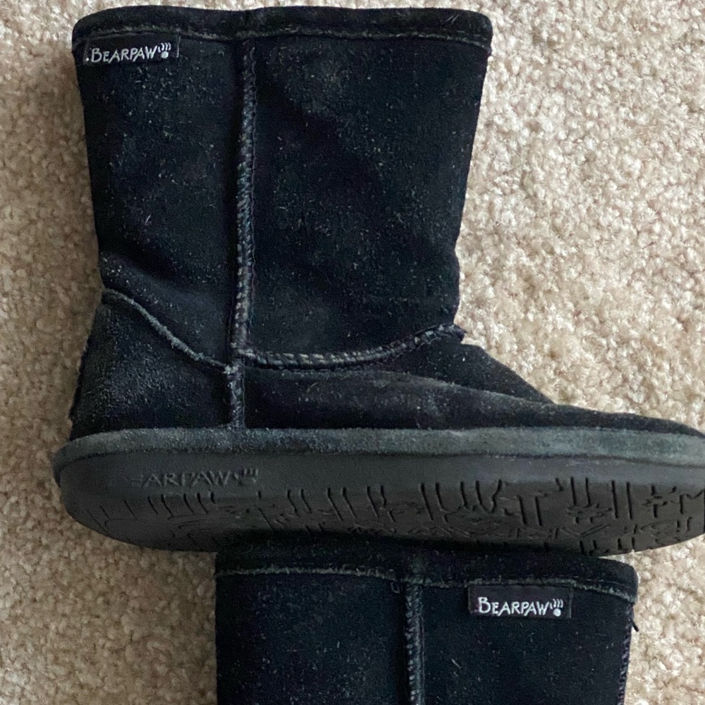Bearpaw toddler girls size 11 winter boots